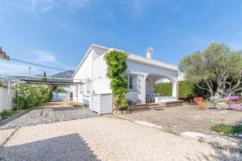 Mb1-House With Big Garden ,Swimming-Pool, & Barbacue In Roses Βίλα Εξωτερικό φωτογραφία