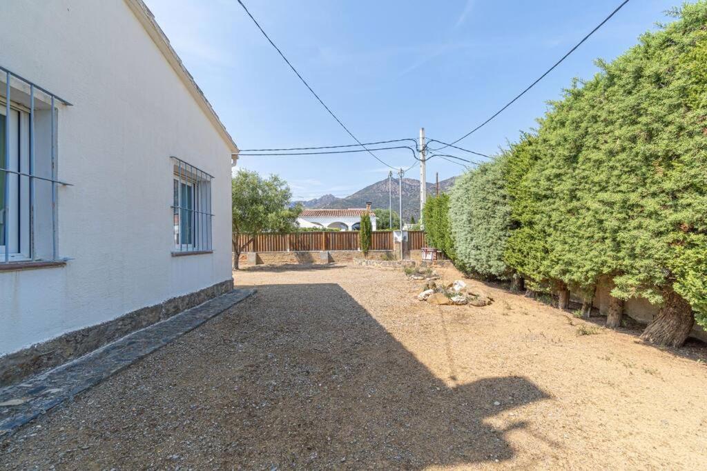Mb1-House With Big Garden ,Swimming-Pool, & Barbacue In Roses Βίλα Εξωτερικό φωτογραφία